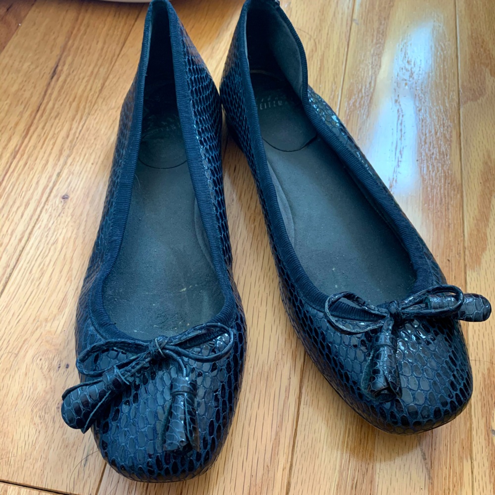 Stuart Weitzman Flats